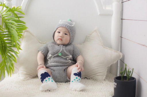 广西宝宝几个月可以把尿